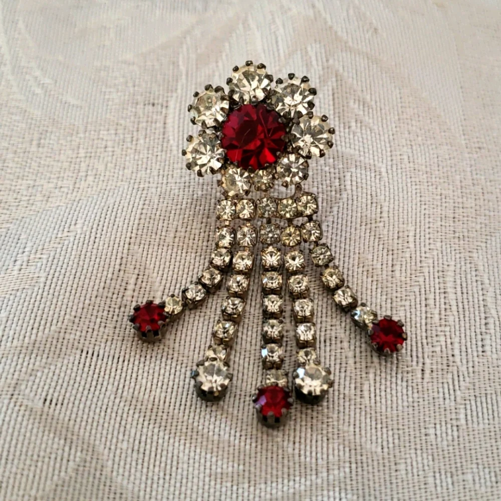 Vintage glass dangle earrings - Picture 3 of 4